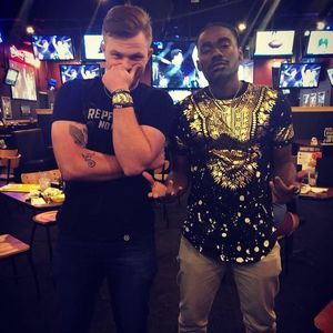 Meet your Posher, Hunter